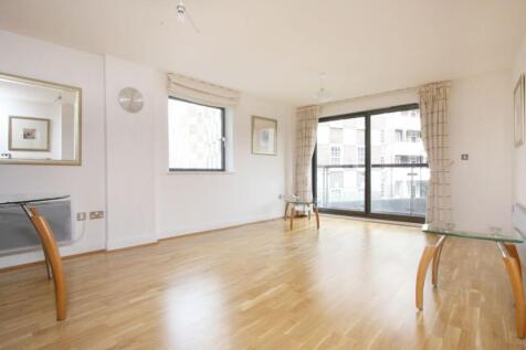 A fantastic modern apartment set in the heart of Westminster within this secure gated development with the added benefits of underground parking, gym facilities and porterage. The apartment is set on