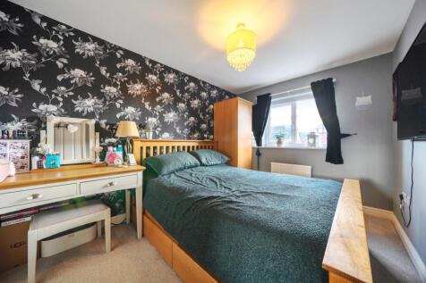 -691d993b047db-l-1381149-26-691cd4695458a