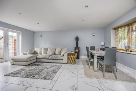 1B South Road, Drayton-PorticoMarketing-SoldBy-1.j