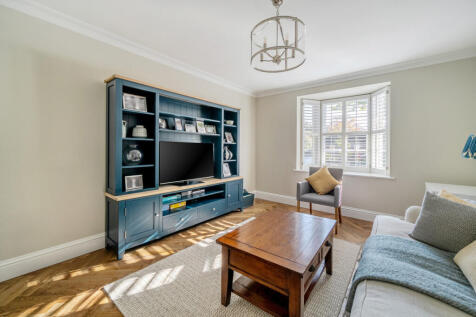 1362347-22-68e7a3...