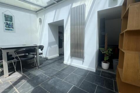 Dining Room/Sun Room