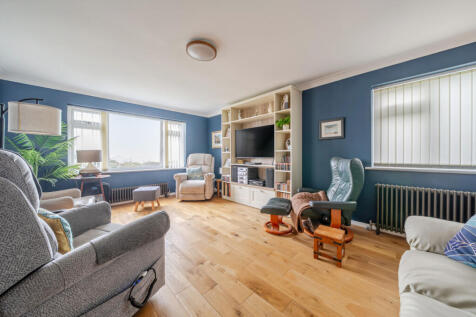 1385869-8-692d9e3...