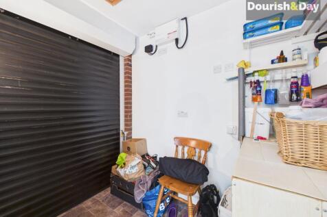 Utility / garage Area