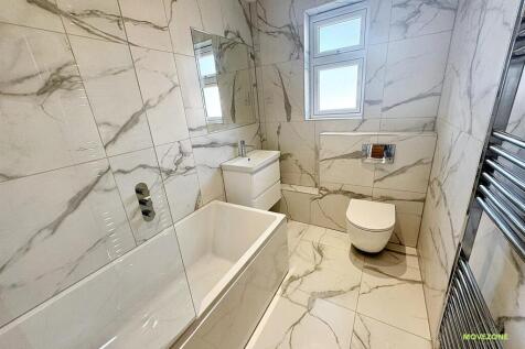 PHOTO-2025-08-22-11-26-39 6.jpg