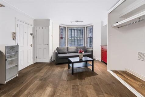 Studio Room