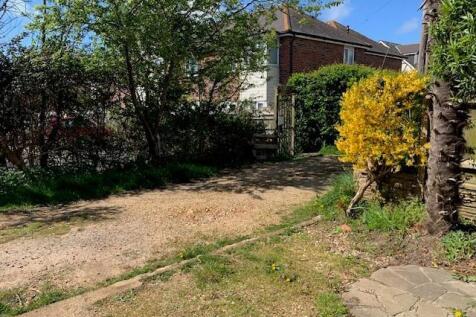 Private Locked Gate through to Village Centre.jpg