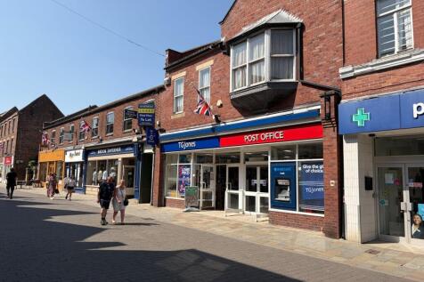 Retail Property (high street) to rent in beverley