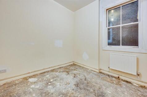 Daniels_, Walm Lane, NW2_006.jpg