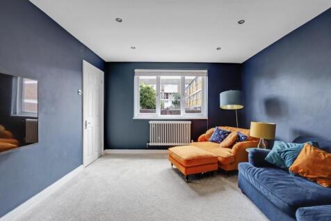 01-2f42JHPropWpen - 3 Westmoraland Terrace - 1.jpg