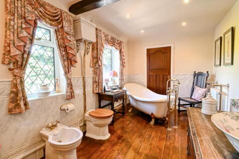 Hallonsford Cottage-07.jpg