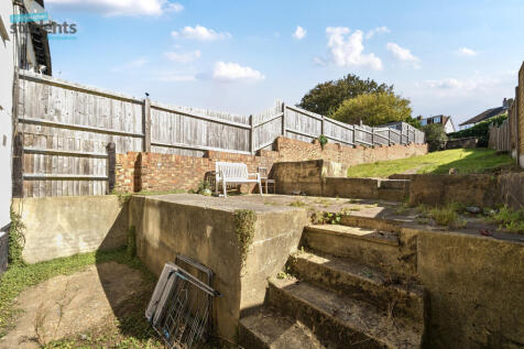 4f900000-e18a-49e...