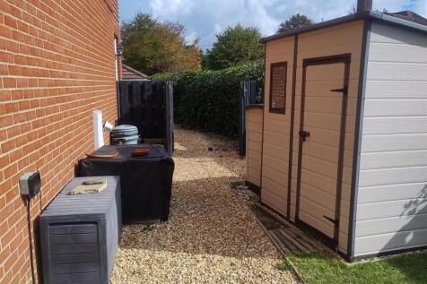 Side Garden with Shed.jpg