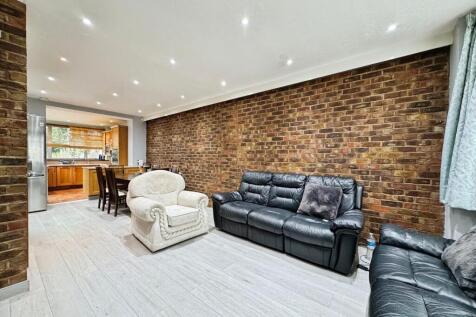 Lounge/kitchen/dining area