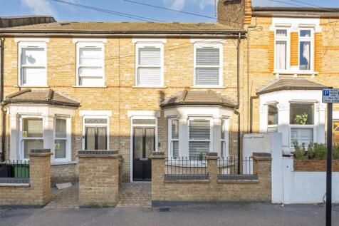Gloucester Road, E17