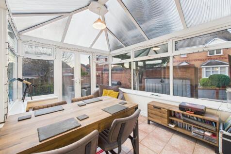 CAM05192G0-PR0187-STILL012