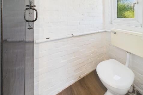 CAM02089G0-PR0460...