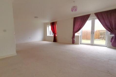Lounge/ Dining Room