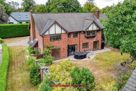 Aerial View/Rear Garden