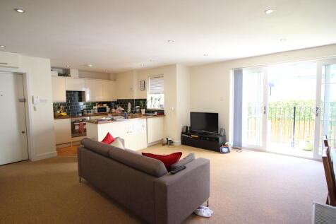 6 Highfield Court (4