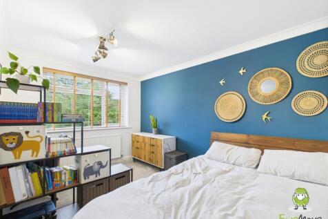 EweMove Basingstoke Avon Road Bedroom Two