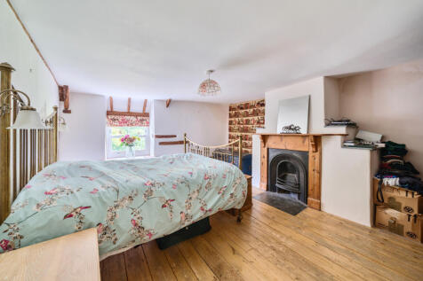 1328647-5-687f812...