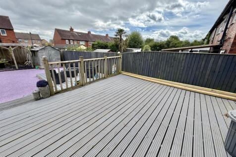 Bramleys Estate Agents - East Way - Mirfield (2).j