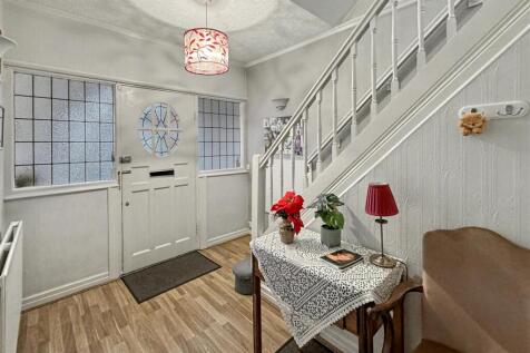 entrance hall.jpeg