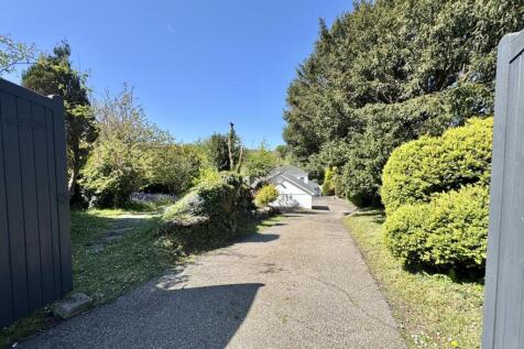 Gated Driveway