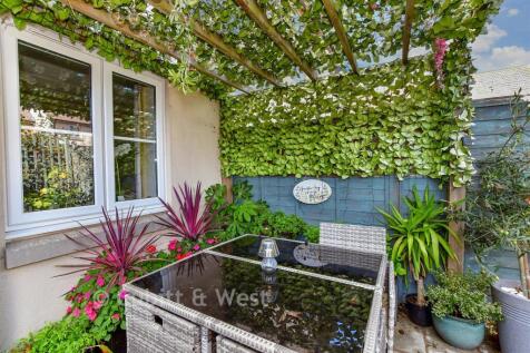 External Lifestyle Photograph