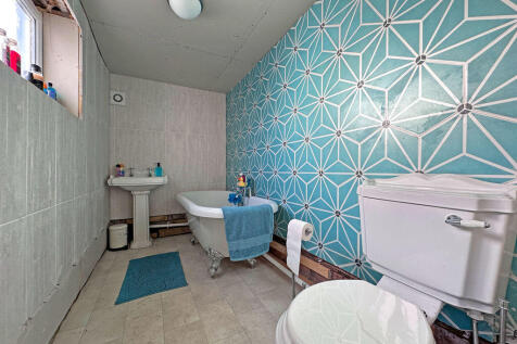 Downstairs Bathroom