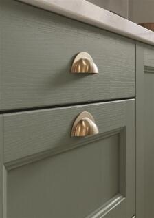 Pembridge Reed Green_Cup Handle-CMYK.jpg