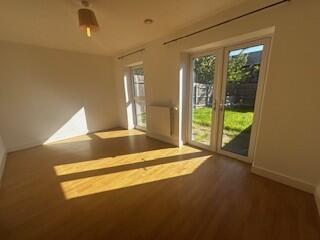 ** Zero Deposit Guarantee Available **
Accord are pleased to bring to the market a fabulous three bedroom townhouse in the ever popular Park Central development.