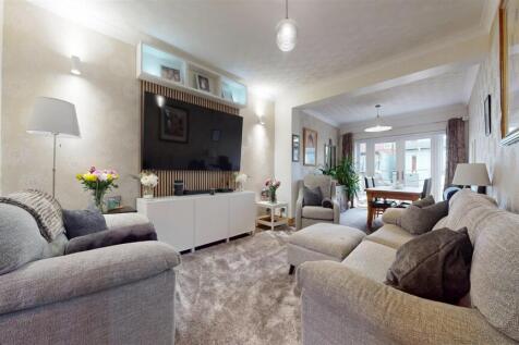 Freckleton Road Reception Room