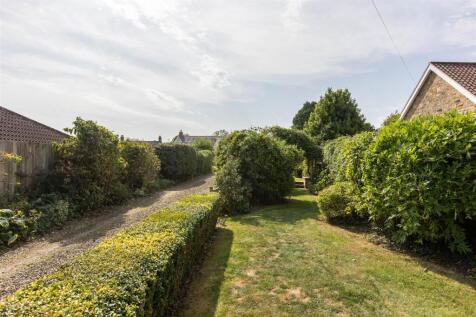 Rockery Cottage External-14.jpg