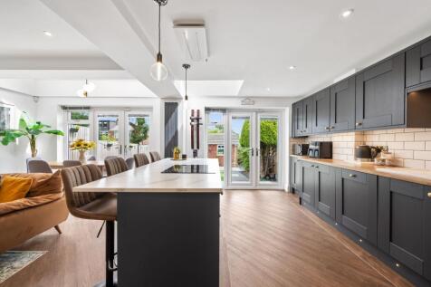 Kitchen / Family Room