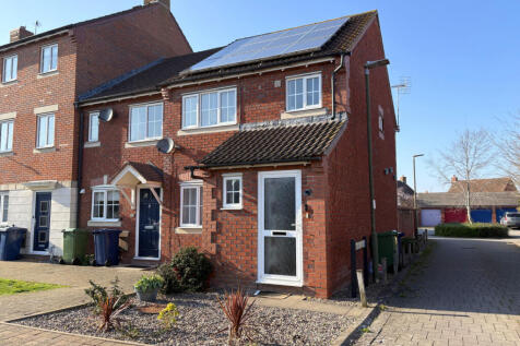 4 Bedroom Semi Detached House for Sale