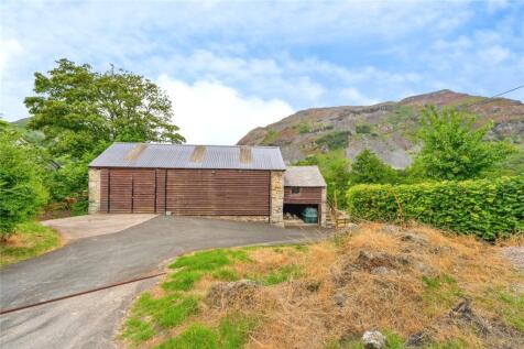 Outbuilding