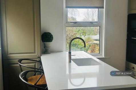 2 Stools To Watch Someone Cook For You! 