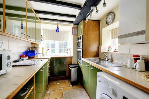 Kitchen_1.jpeg