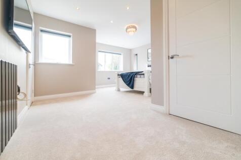 Award-winning Media team on EVERY Listing_74