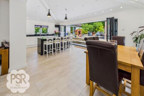 Living Kitchen Space