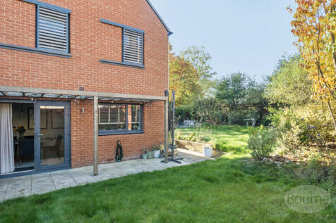 9f6979e5-2a47-4d5...