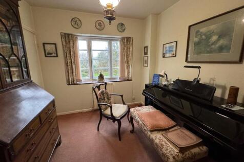 SECOND RECEPTION ROOM.jpg