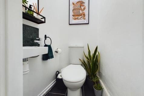 CAM02854G0-PR0318...