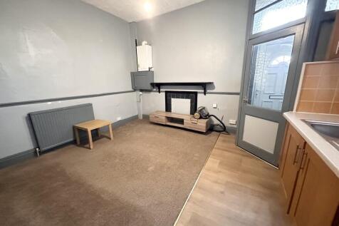 Lounge/Kitchen