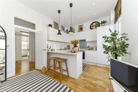 Reception/Kitchen