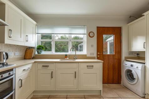 2 Waverley Gardens Darnick 17.JPG