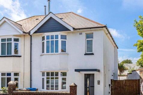 Sandbanks Road