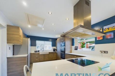 CAM01870G0-PR0147...