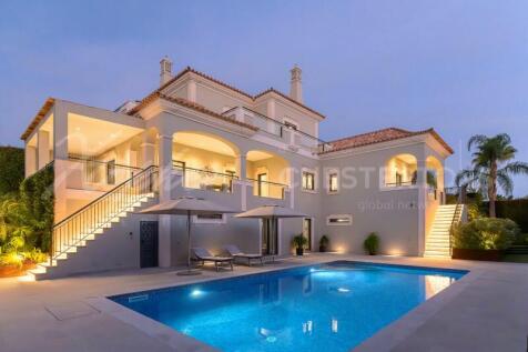 The Crest Fully Renovated 5 bed Villa For Sale (8)
